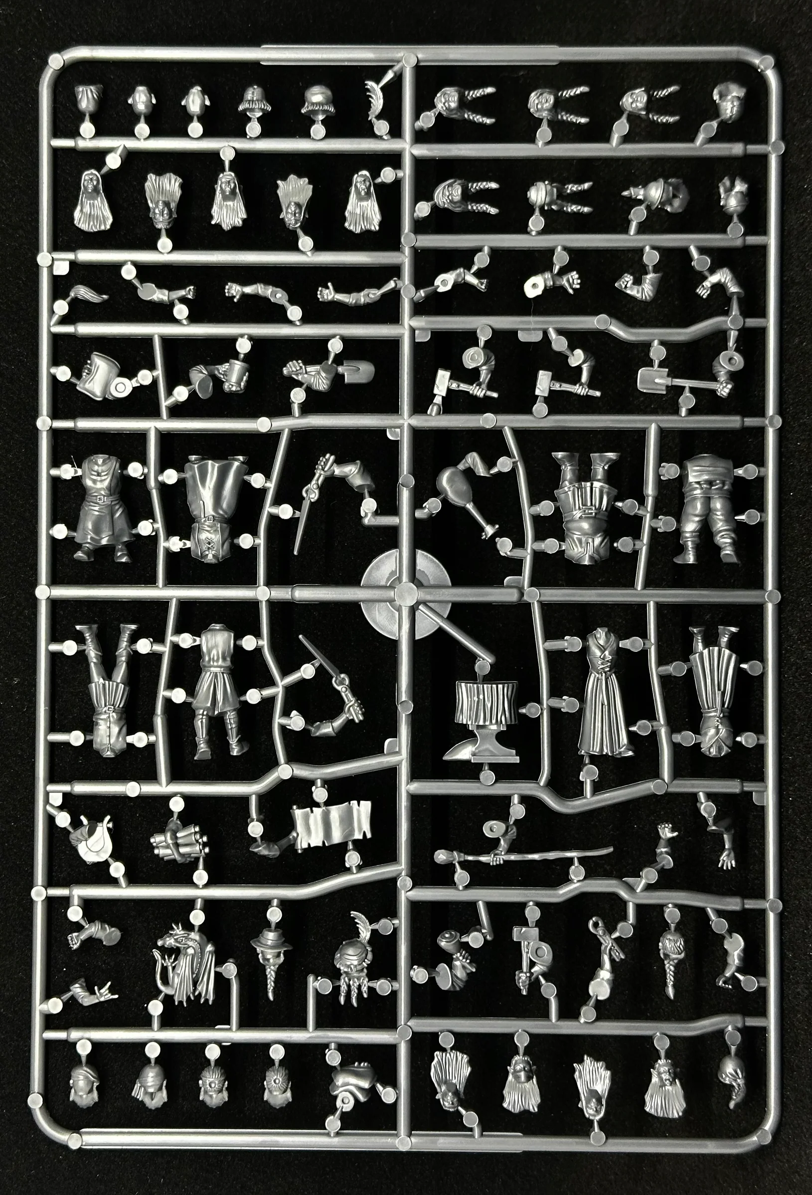 Villagers (2): Elves & Dwarves (24) - Image 7